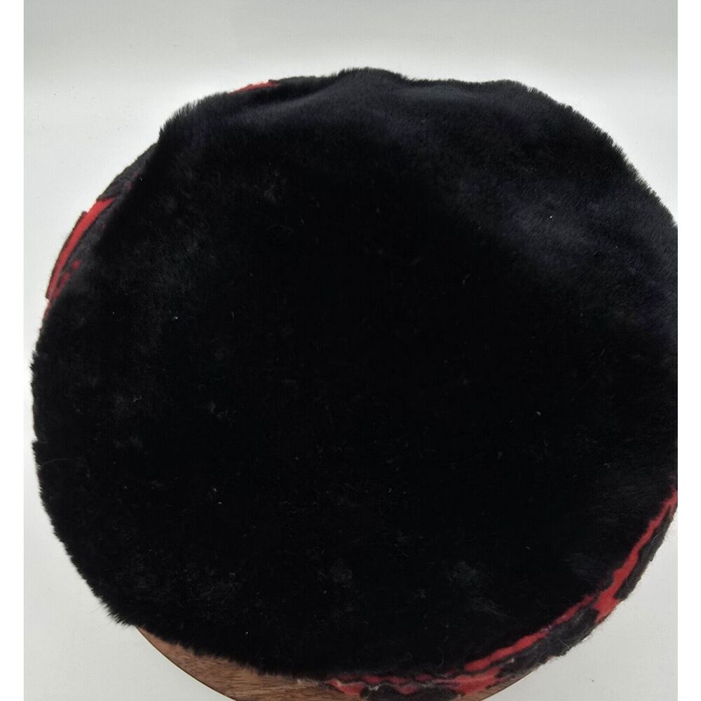 Elegant Black and Red Women's Hat - image 2